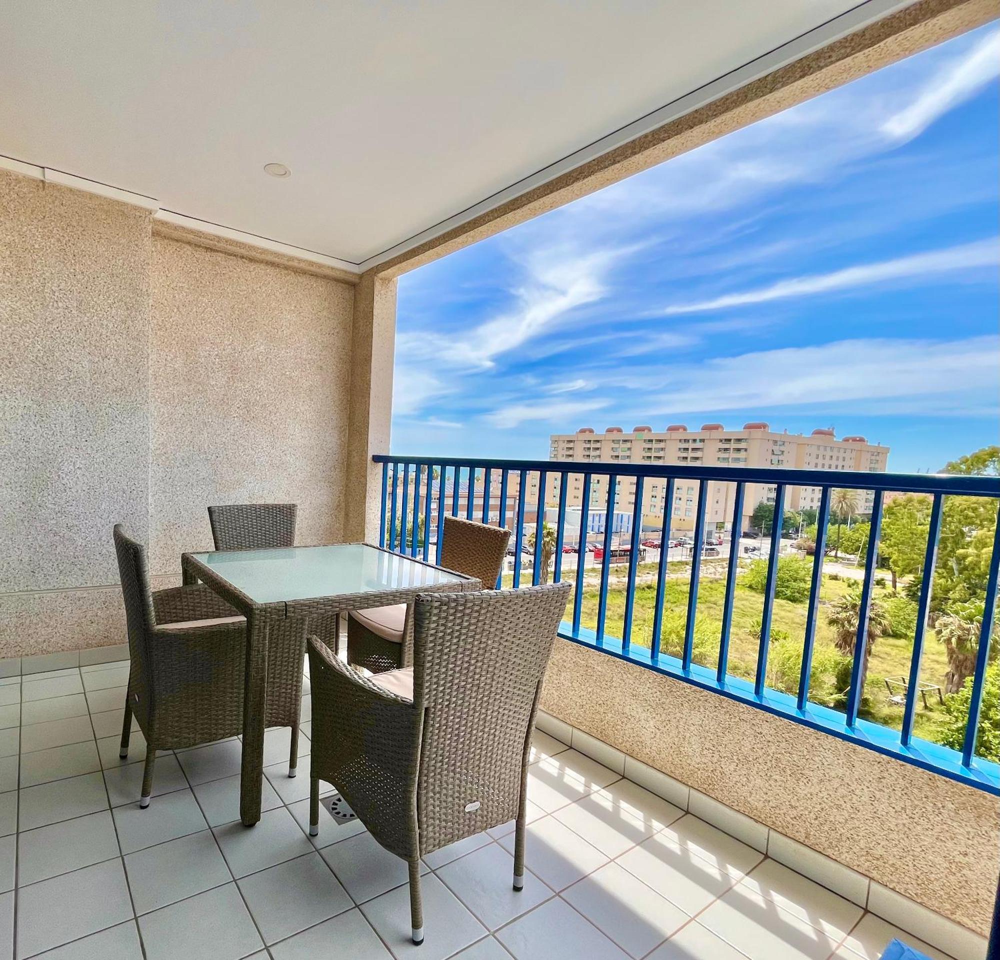 Blue Beach Apartment+Oceanview+Private Parking 瓦伦西亚 外观 照片